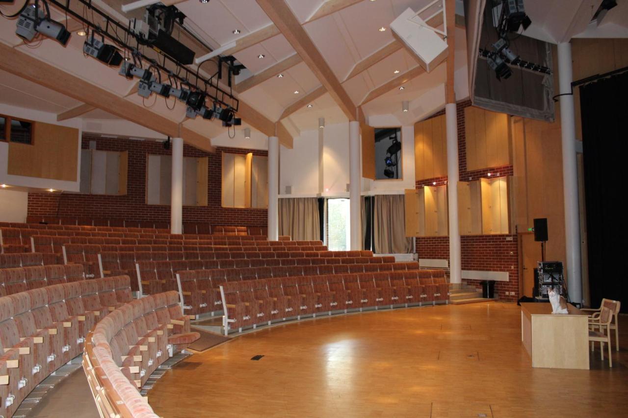 Vanha Koulu Suolahti Exterior photo